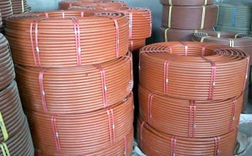 提升工程安全:聚乙烯(RPE)阻燃称多穿线管在现代建筑中的应用 提升工程安全:聚乙烯(RPE)阻燃称多穿线管在现代建筑中的应用